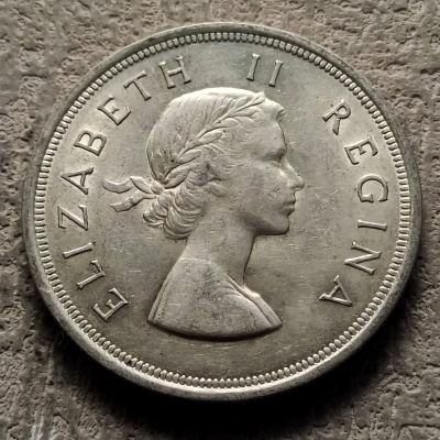 0起1加-纯粹捡漏拍-316银币套币场 - 南非1953年女王5先令羚羊克朗型大银币