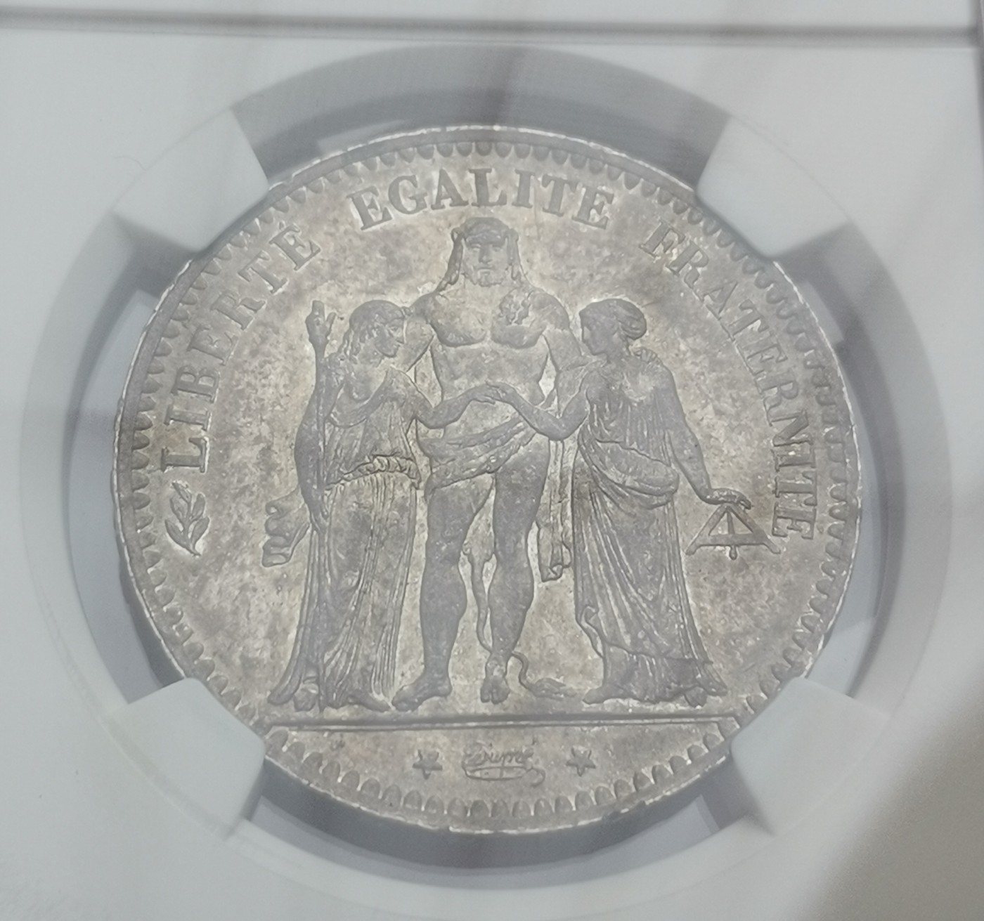 瓶子🏺第138期拍卖会  NGC-AU58法国1877年大力神5法郎银币 好状态低评 少见年份