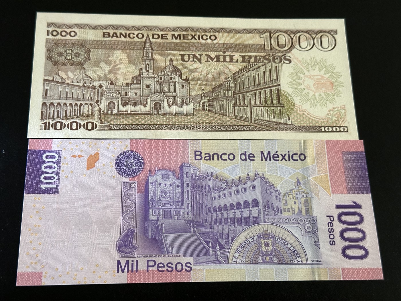 《外钞收藏家》第三百六十七期 墨西哥两个版本1000 全新UNC