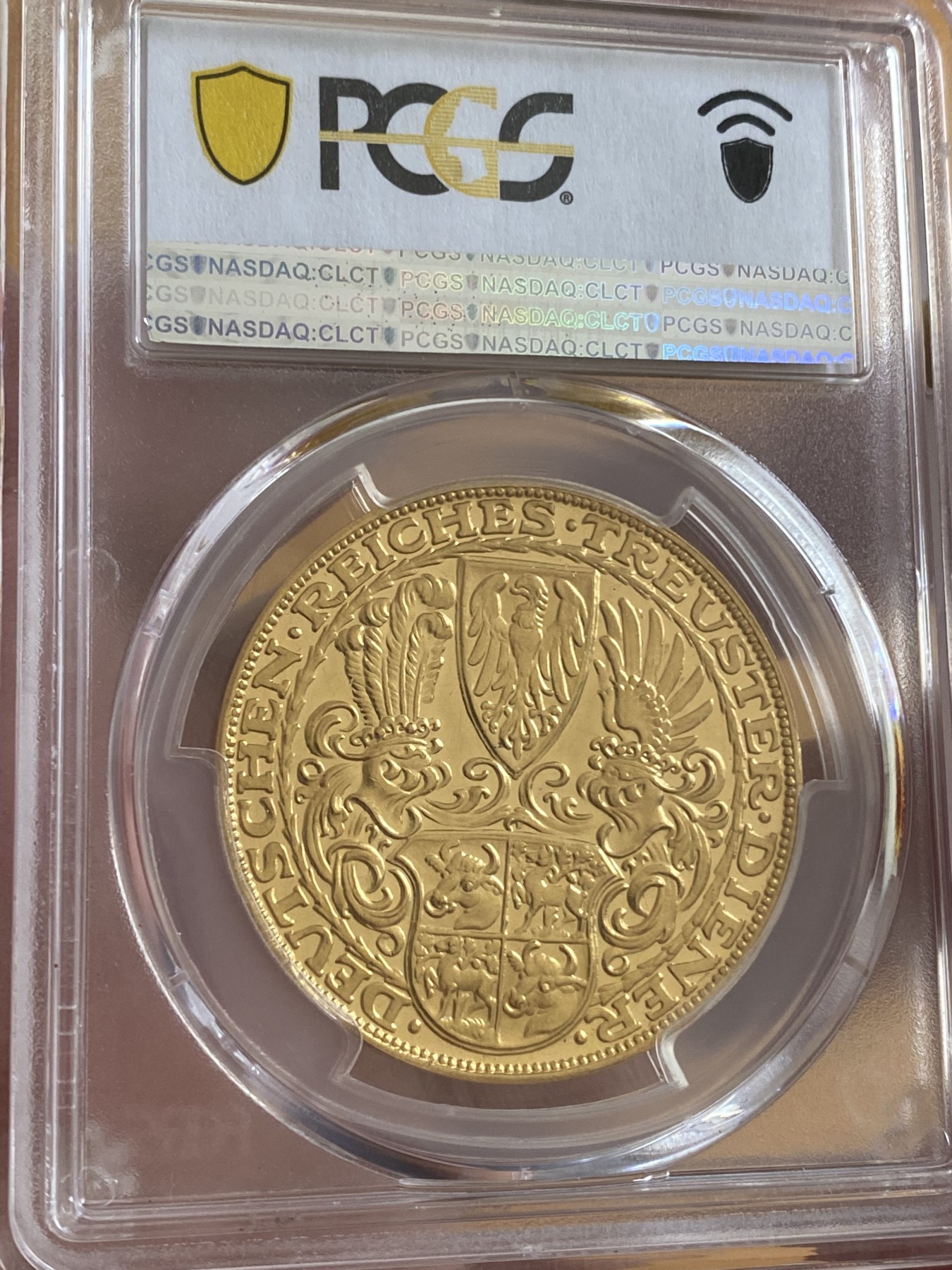 万国钱币拍卖第024期（诸神之战） PCGS SP62 1927年德国魏玛共和国兴登堡总统80大寿金质5马克币章 卡尔哥茨设计，大名誉品种，高点无损，底板镜面，22.4g大型金章，收藏与抗风险佳品，22年条顿堡裸章成交价约2.5万。