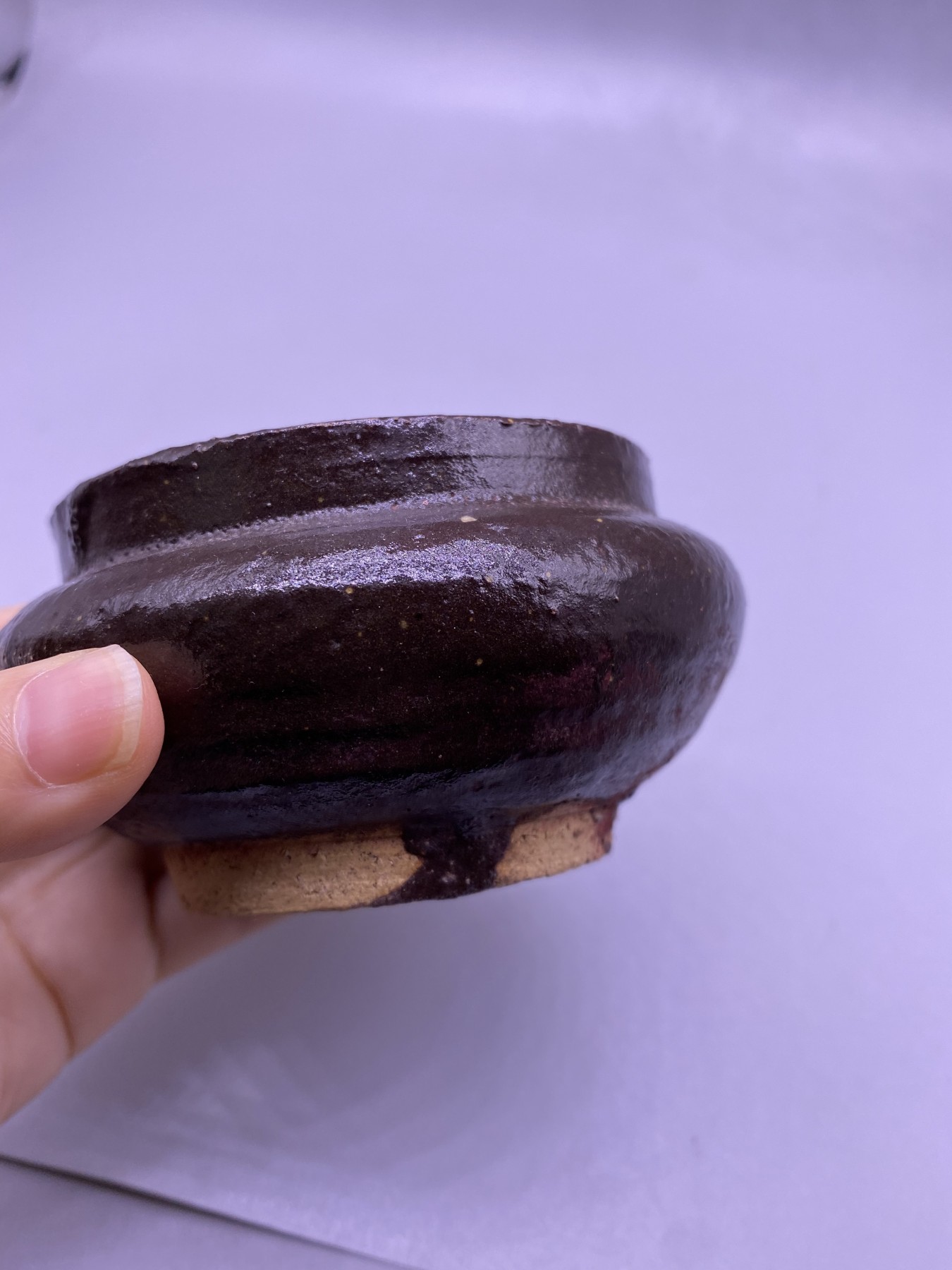 老窑酱釉香炉，尺寸5*7.8厘米，品相如图，200包快递