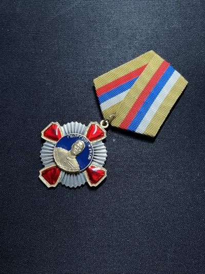 戎马世界章牌大赏第67期 - 俄联邦朱可夫勋章，银制高级复刻
