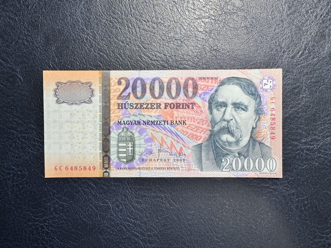 收藏联盟Quantum Auction 第341期拍卖  匈牙利2009年20000福林 品相全新UNC 