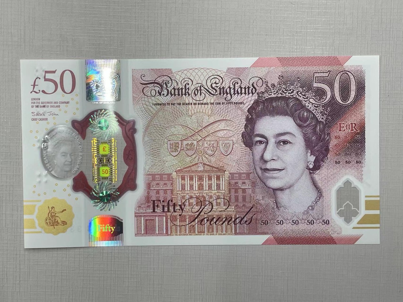 大中华拍卖第736期 英国2050双豹子号 AC63 333999 绝品