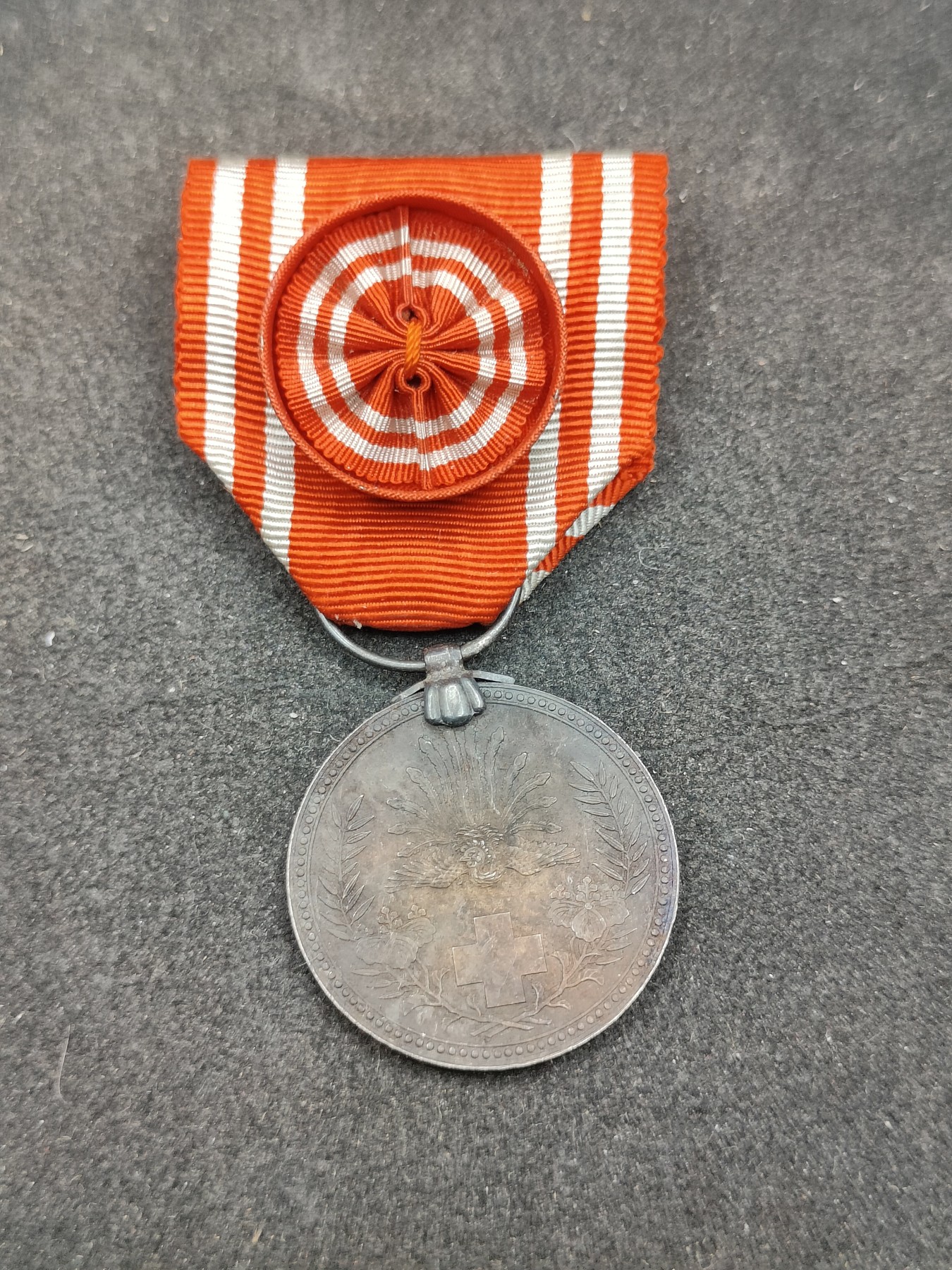 全场0元起拍 第151期 咸鱼国勋章拍卖专场 4月28日（周日）下午6：00开始 日本赤十字特别社员章银制