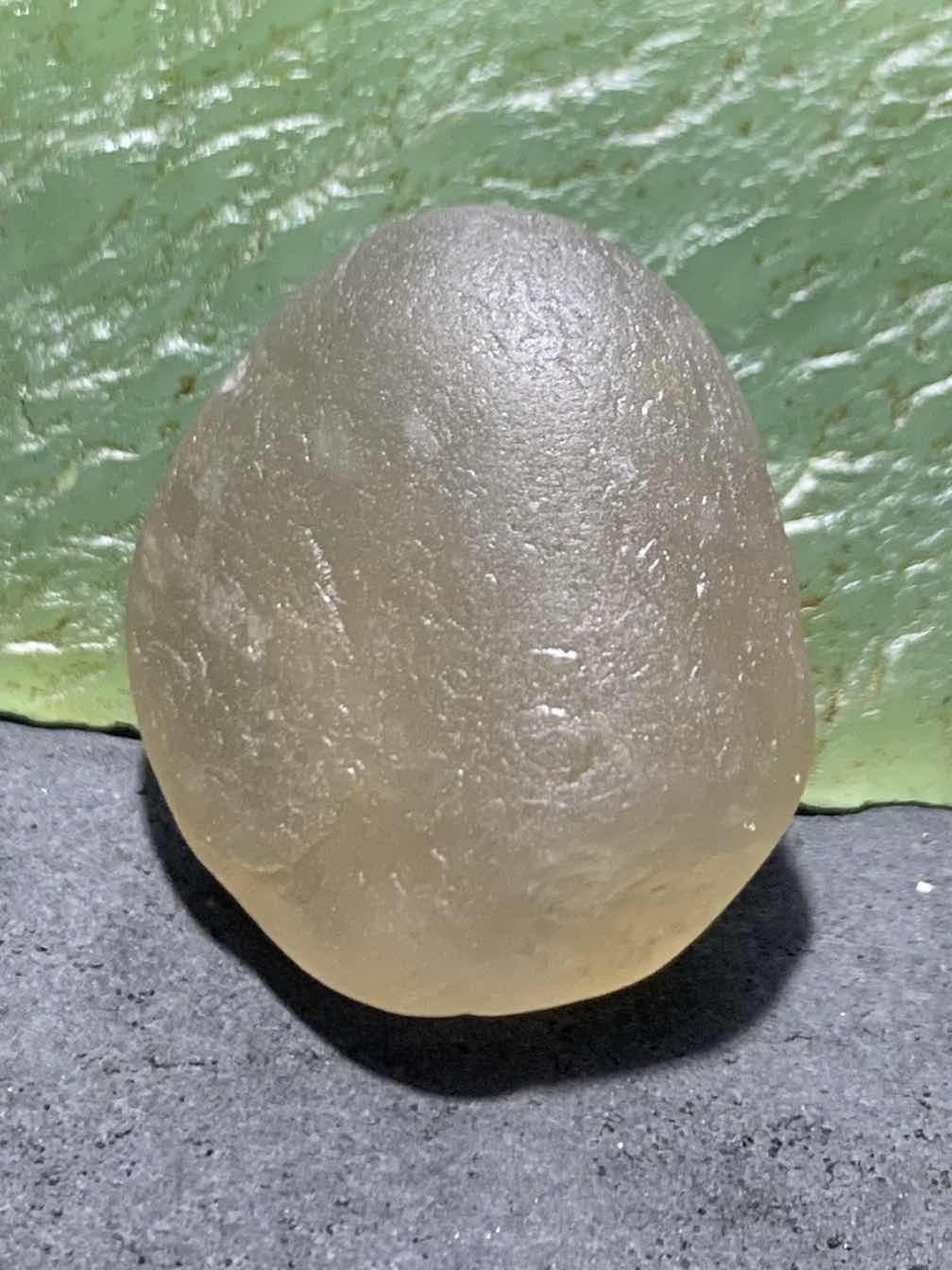 精美天然地表宝石光金丝玉原石一块