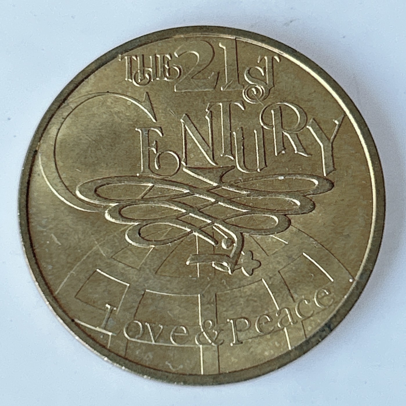 海外回流1元起拍小铺 各国钱币散币场 第11期 日本2000年千禧年迎接21世纪热爱和平纪念铜章