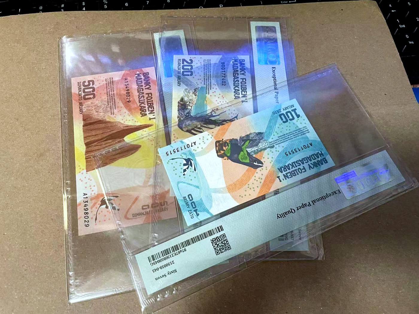 【Blue Auction】✨世界纸币精拍第468期【精】 【一组3张】马达加斯加 2017年100-500阿里亚里 PMG67EPQ-66EPQ