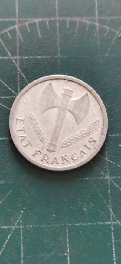外国硬币初藏2024年第11场 - 法国维希伪政权1法郎铝币1943年。