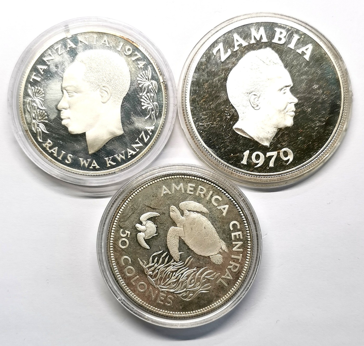 凡希社世界钱币微拍第二百六十七期 坦桑尼亚赞比亚哥斯达黎加精铸大银三枚一组有氧化