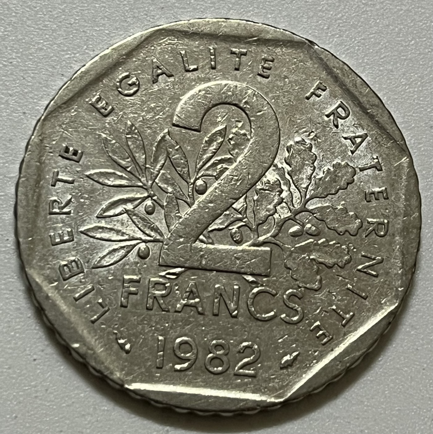 神仙姐姐散币好品专场第三十六期（无佣金满邮自动发出 1982年 法国2法郎