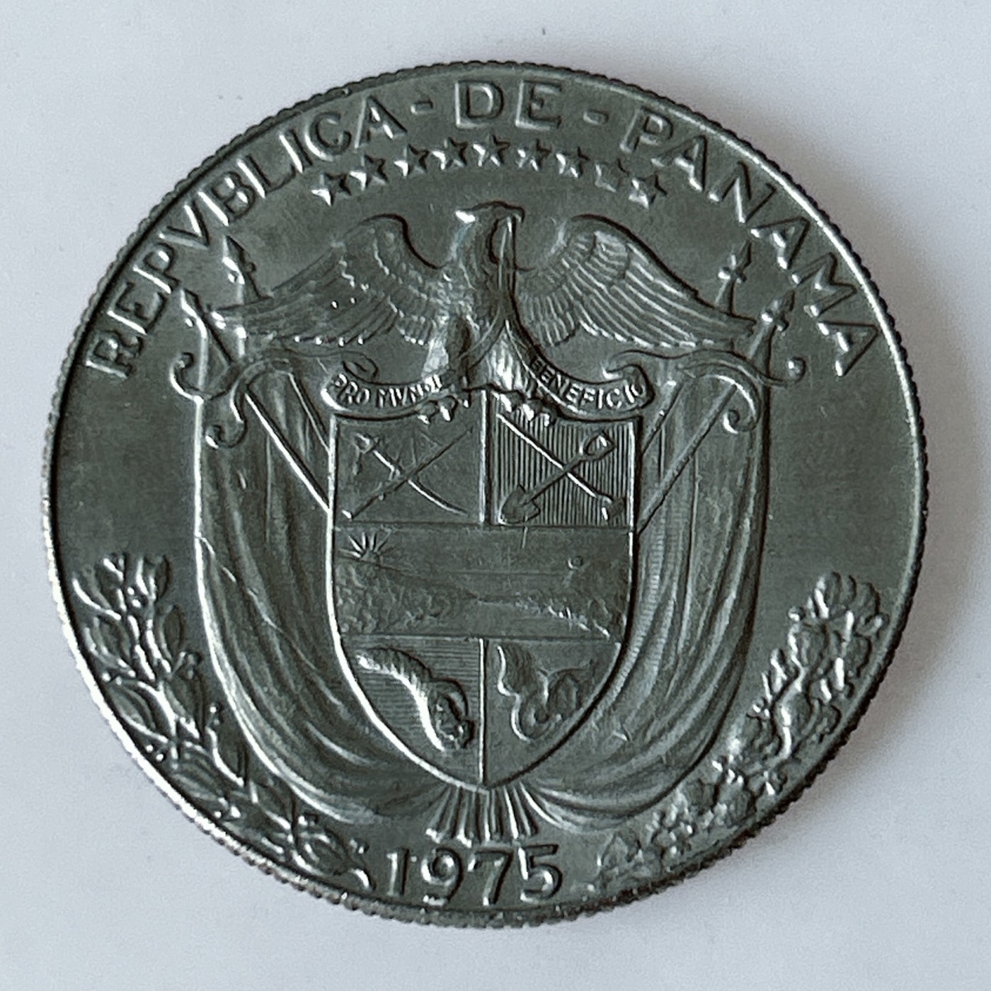 海外回流1元起拍小铺 各国钱币散币场 第11期 巴拿马1975年征服者武士50分 1/2巴波亚