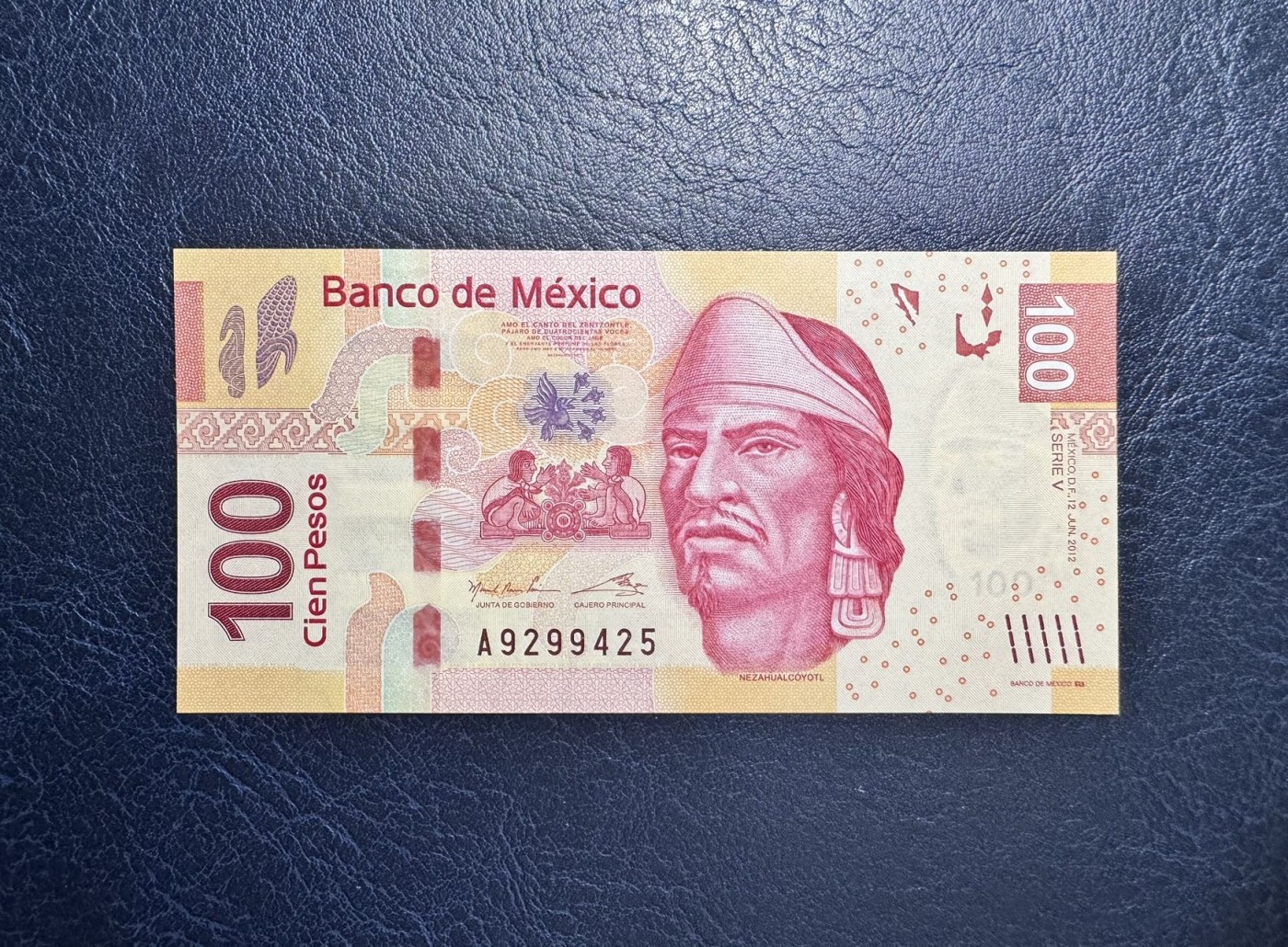 收藏联盟Quantum Auction 第341期拍卖  墨西哥2012年V序列100比索 品相全新UNC 少见首发冠 背面为墨西哥古城