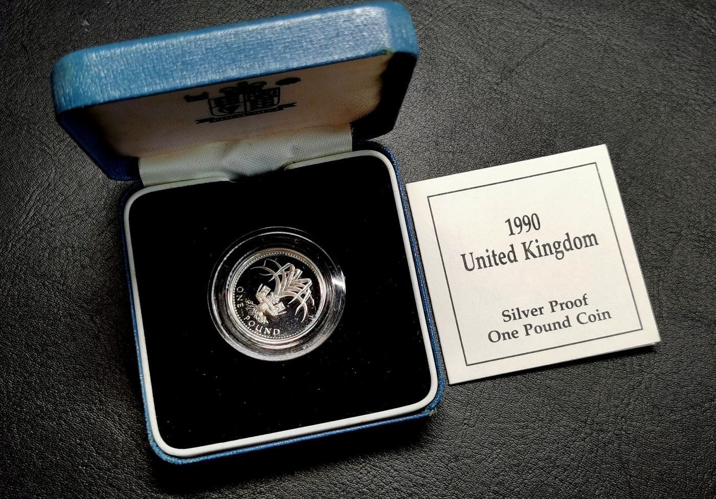 凡希社世界钱币微拍第二百六十七期 1990英国精铸1镑银币原盒证书！