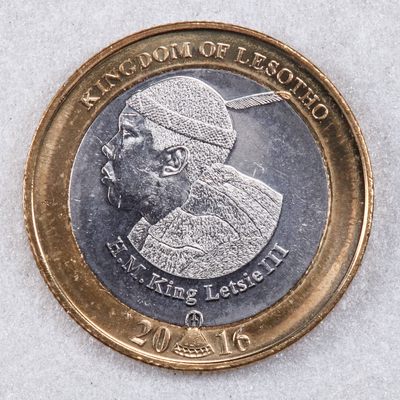 S&S Numismatic世界钱币-拍卖 第117期  - 莱索托2016年 独立50年 5马蒂洛双色纪念币