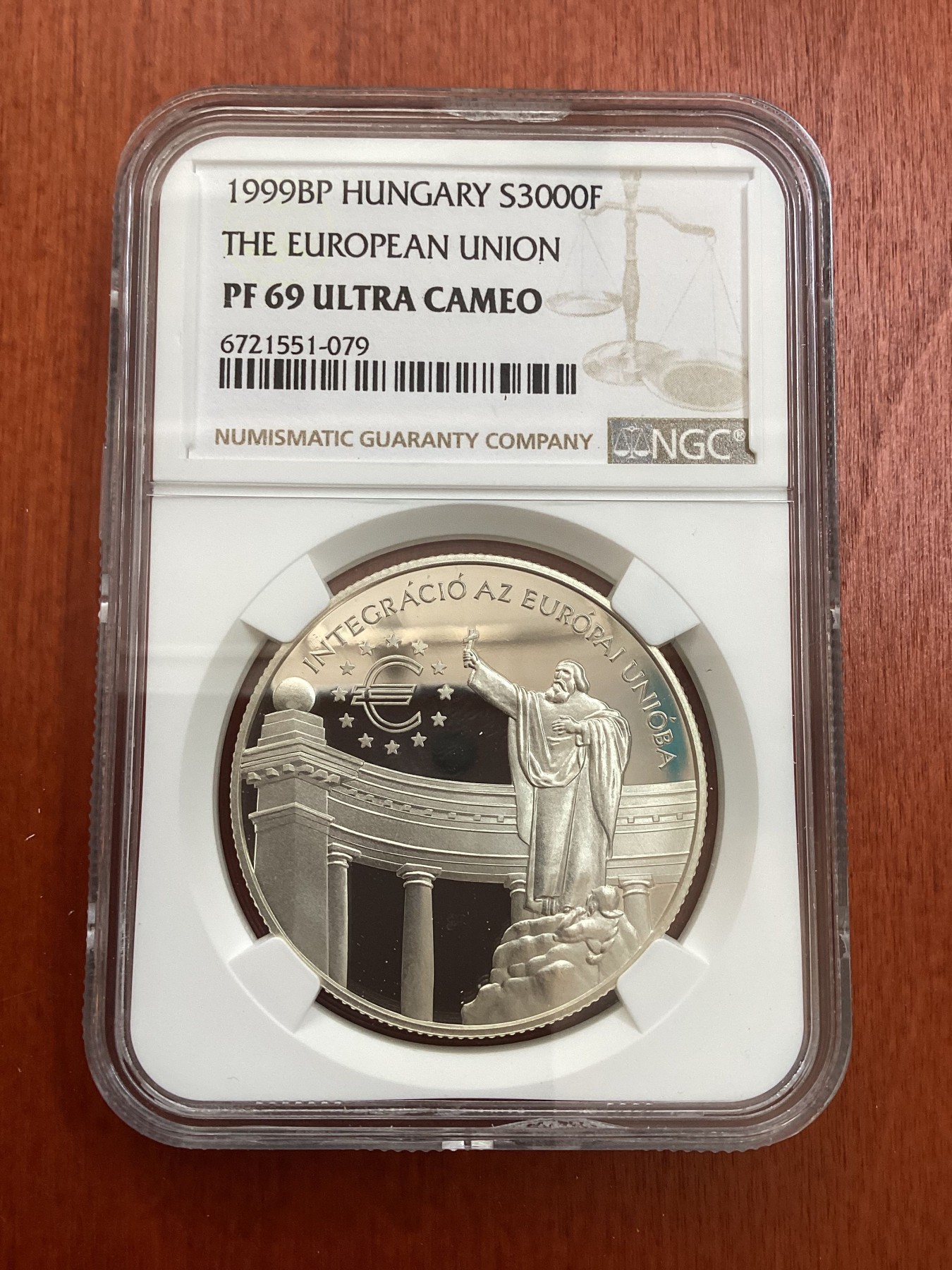 长老汇龙年精选第四场 1999BP 匈牙利欧盟3000弗林特精制银币，NGC PF69UC，唯二冠军，1.7万枚