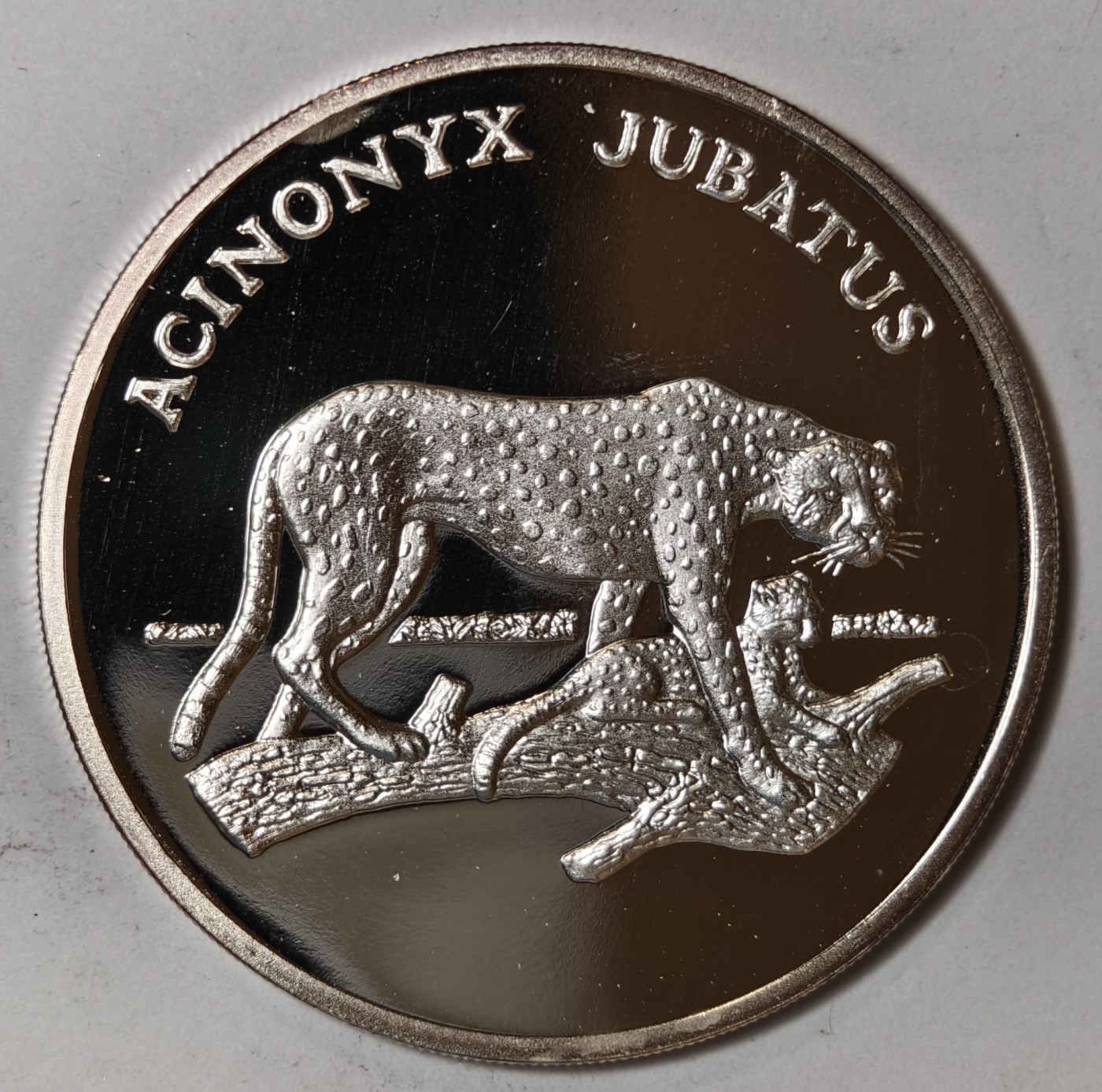 紫瑗钱币——第344期拍卖 联合国 1986年 WWF野生基金会30周年 猎豹 纪念章 20克 0.999银 精制