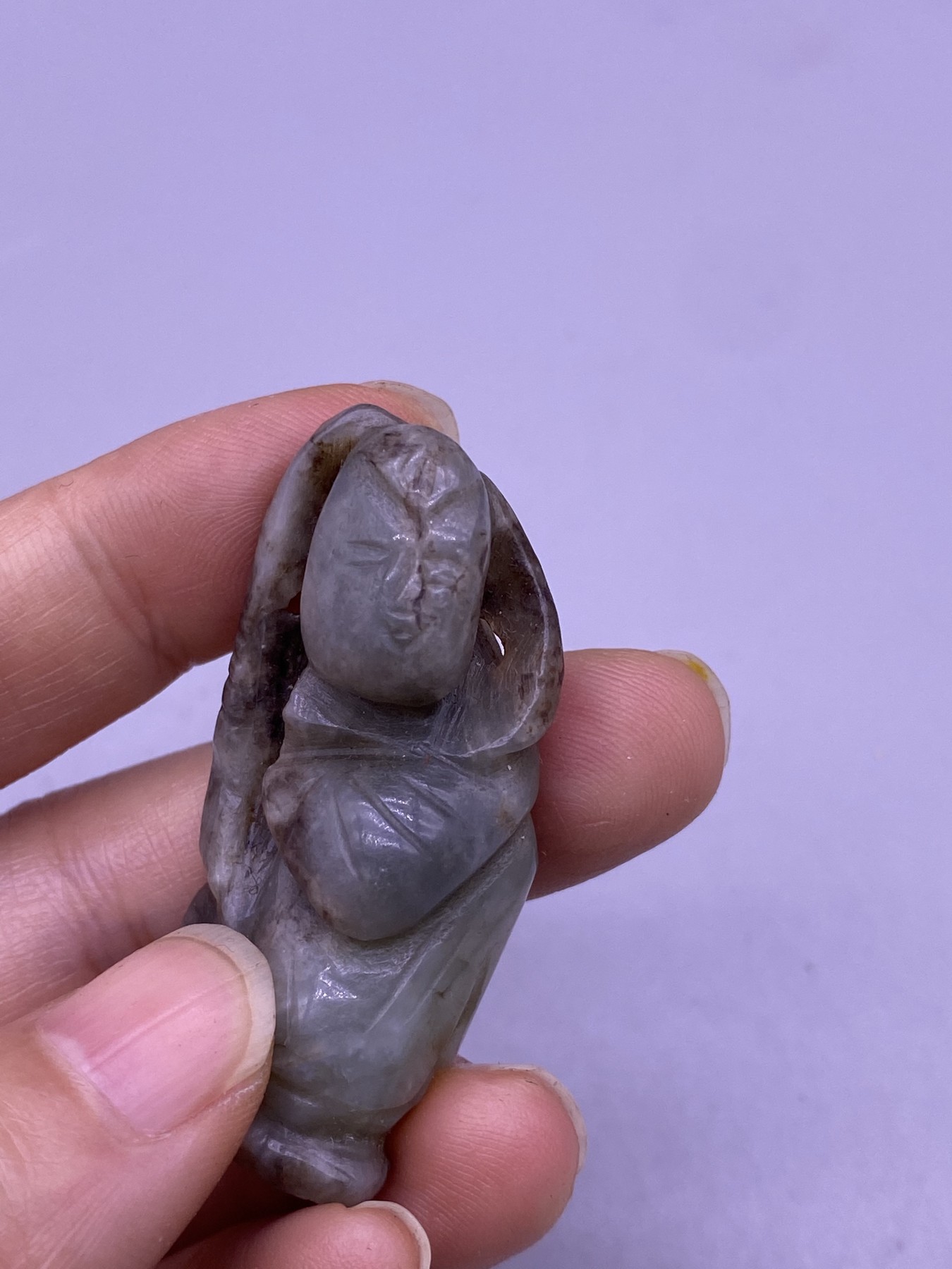 老和田玉童子，尺寸4.4厘米，品相如图，400包快递