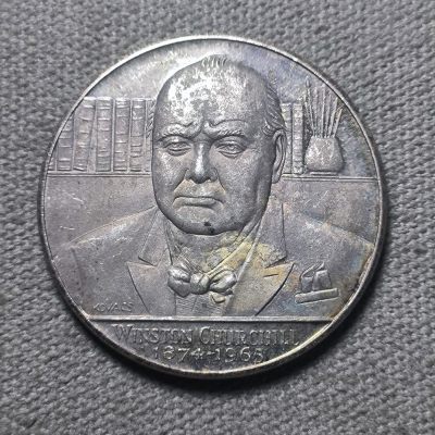 一百三十九期 五一第一拍 好品散币 - 5.1.28英国丘吉尔纪念银章，重28+克，带彩漂亮