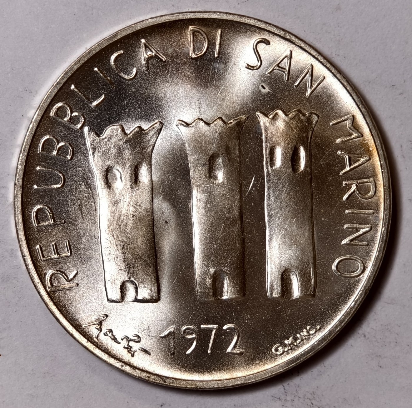 紫瑗钱币——第454期 圣马力诺 1972年 母亲与儿童 500里拉 11克 0.835银 UNC