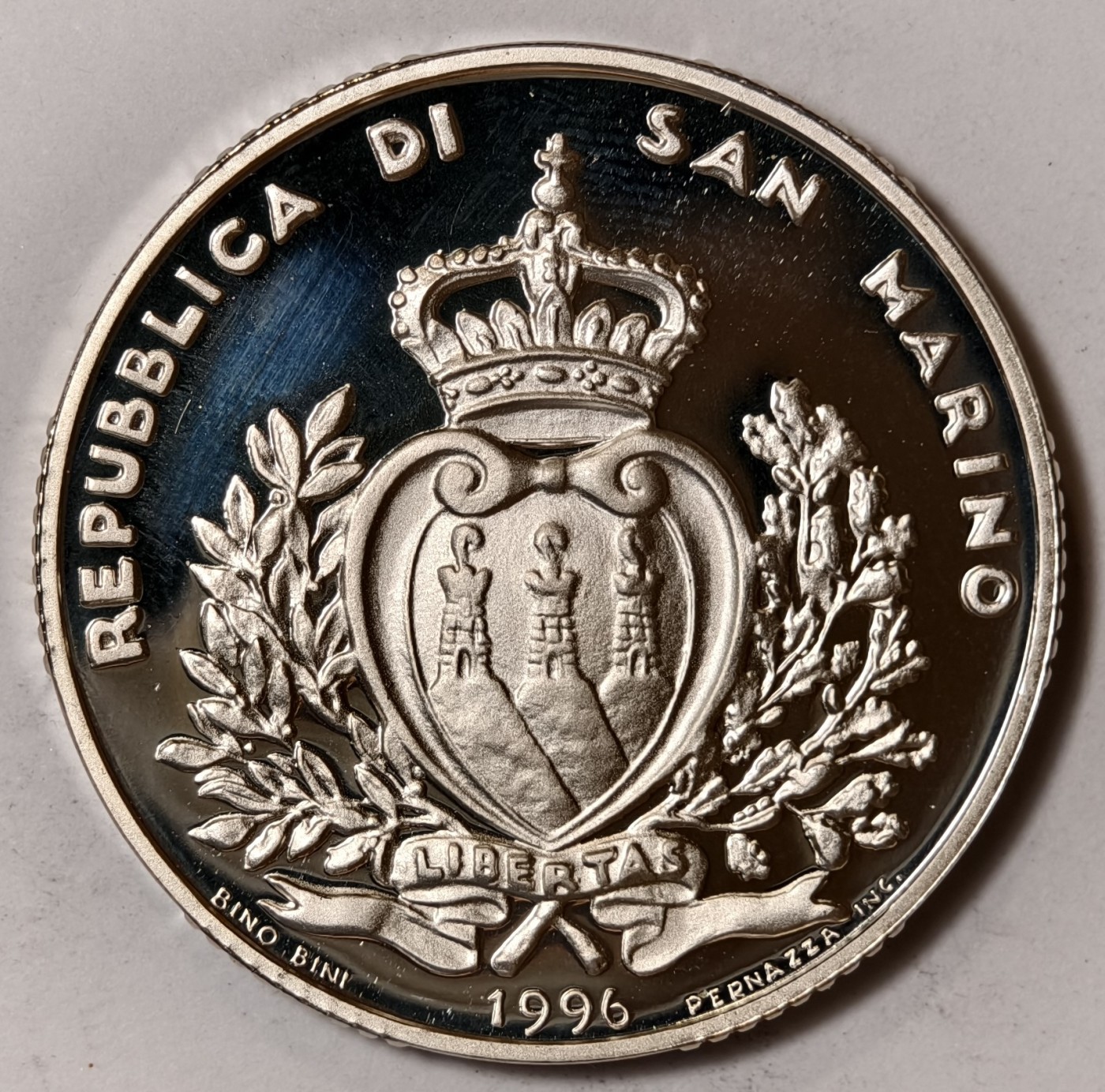 紫瑗钱币——第344期拍卖  共2张 圣马力诺 1996年 保卫欧洲 10000里拉 22克 0.835银 精制