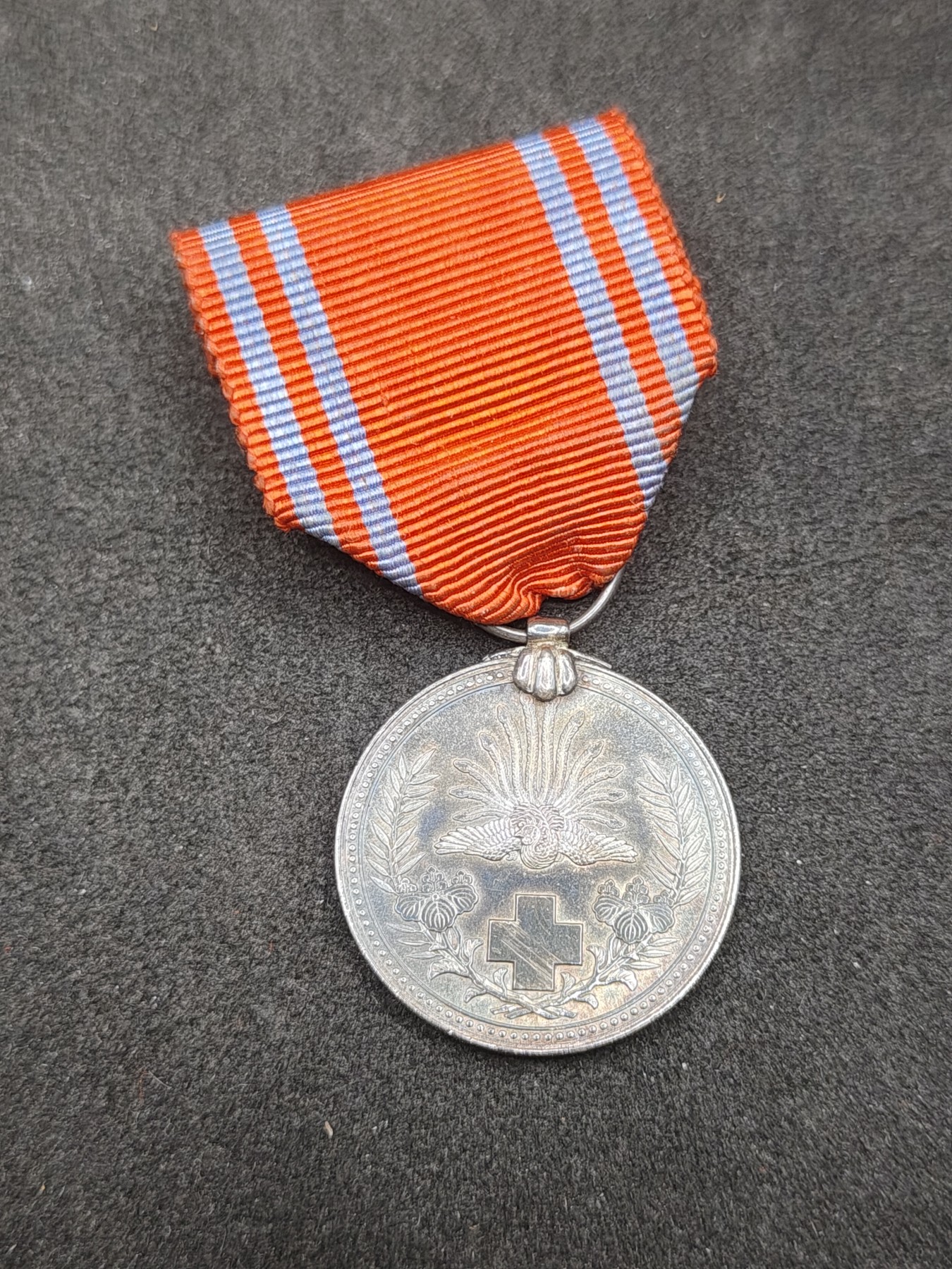 全场0元起拍 第152期 咸鱼国勋章拍卖专场 5月1日（周三）下午6：00开始 日本早期赤十字社员章银制