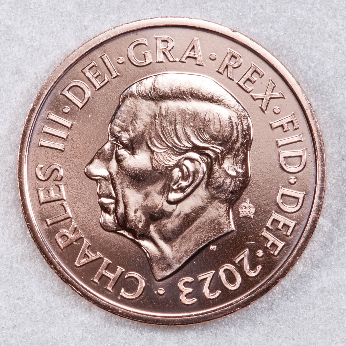 S&S Numismatic世界钱币-拍卖 第117期  英国2023年 全新改版-查尔斯三世头像-红松鼠 2便士镀铜钢币 “皇冠暗记版只发行2023这一年”