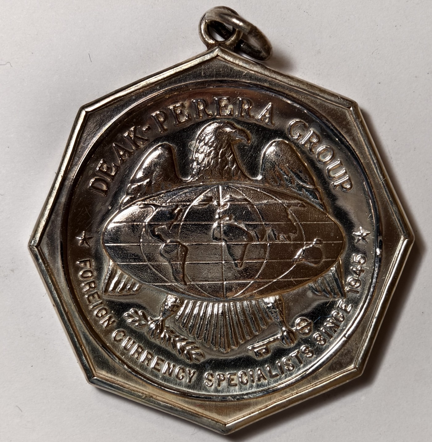 紫瑗钱币——第344期拍卖 美国 1974年 deak-perera 公司 1盎司 六边形银章 31.1克 0.999银 