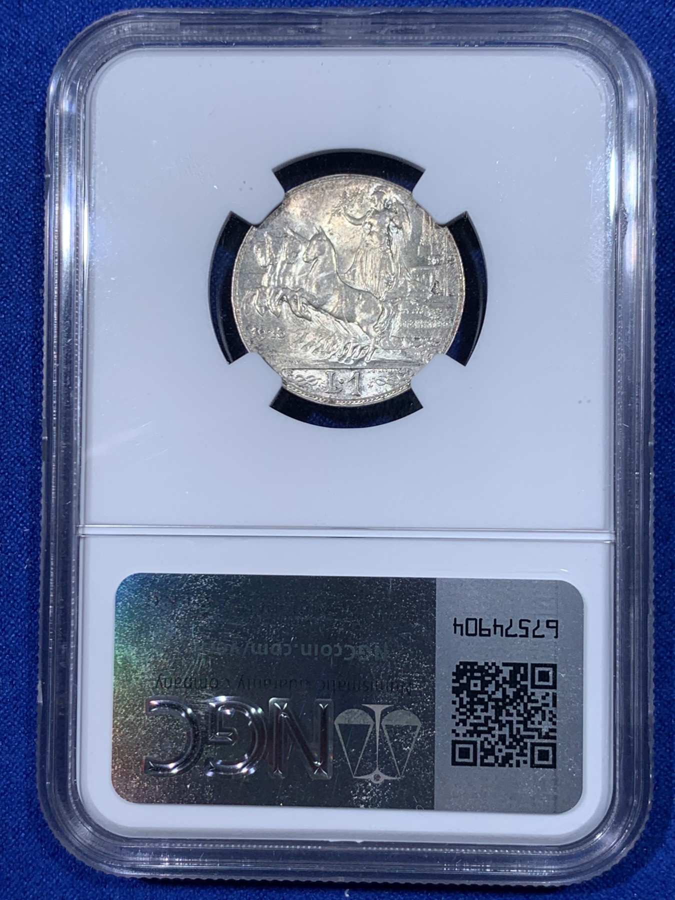 《竞宝斋》第263场-周日，周一 2场连拍 (全场包邮) NGC MS63 意大利1913年圈版马车1里拉银币，经典女神四马车，底板黄油强转光，华丽设计，原始状态，略有低评，少见的圈版马车。