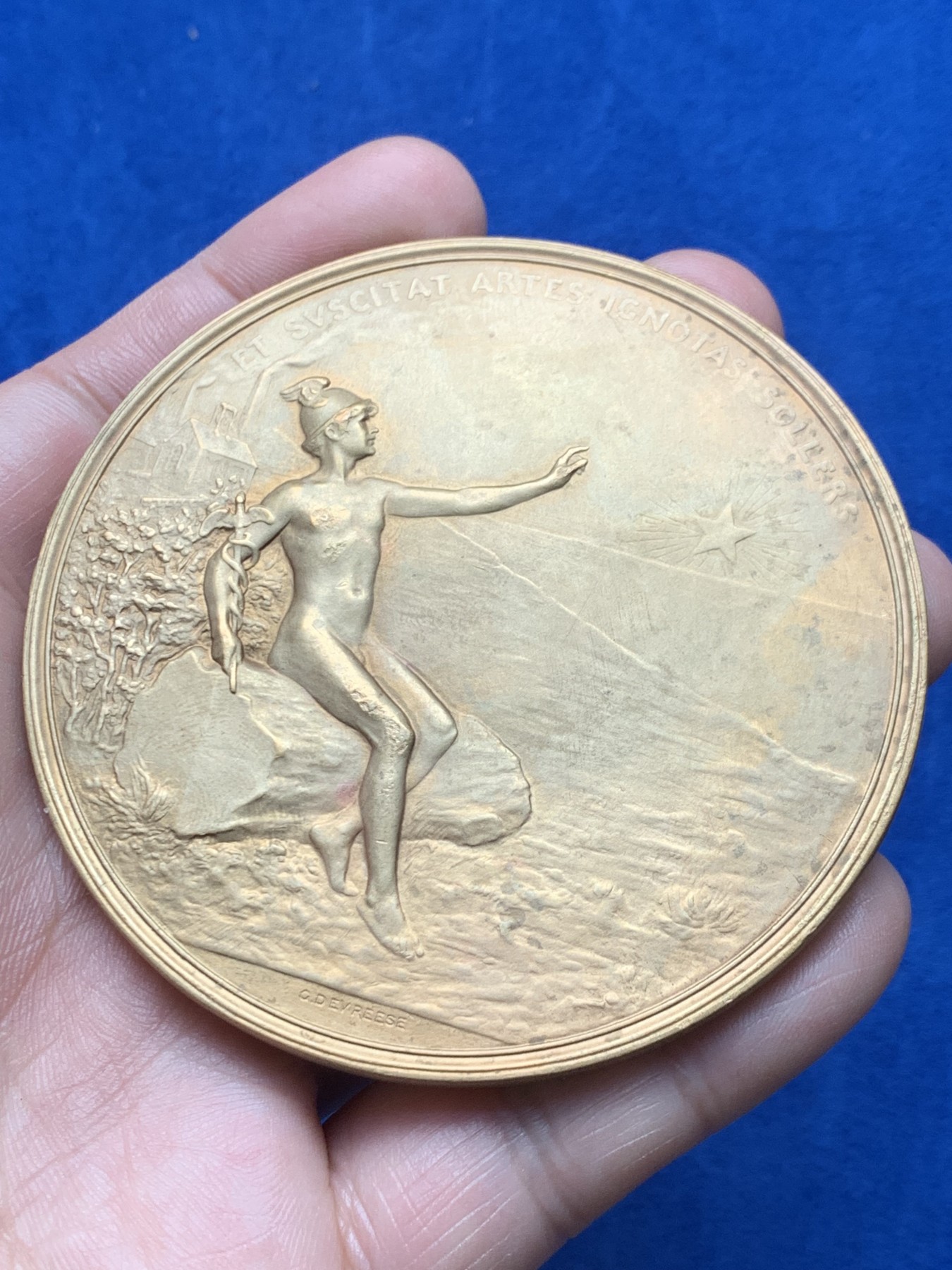 《竞宝斋》第263场-周日，周一 2场连拍 (全场包邮) 法国 1922年 兴业银行成立100周年纪念铜章 126.6克 75.3mm