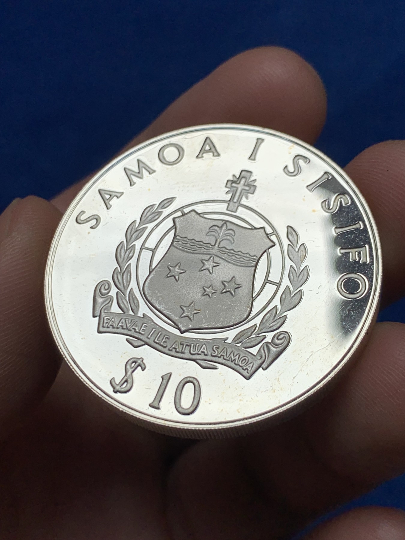 《竞宝斋》第263场-周日，周一 2场连拍 (全场包邮) 萨摩亚1986年10塔拉精制大银币