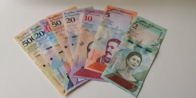 零零发五月纸币拍卖 无佣金 - 委内瑞拉全新一套