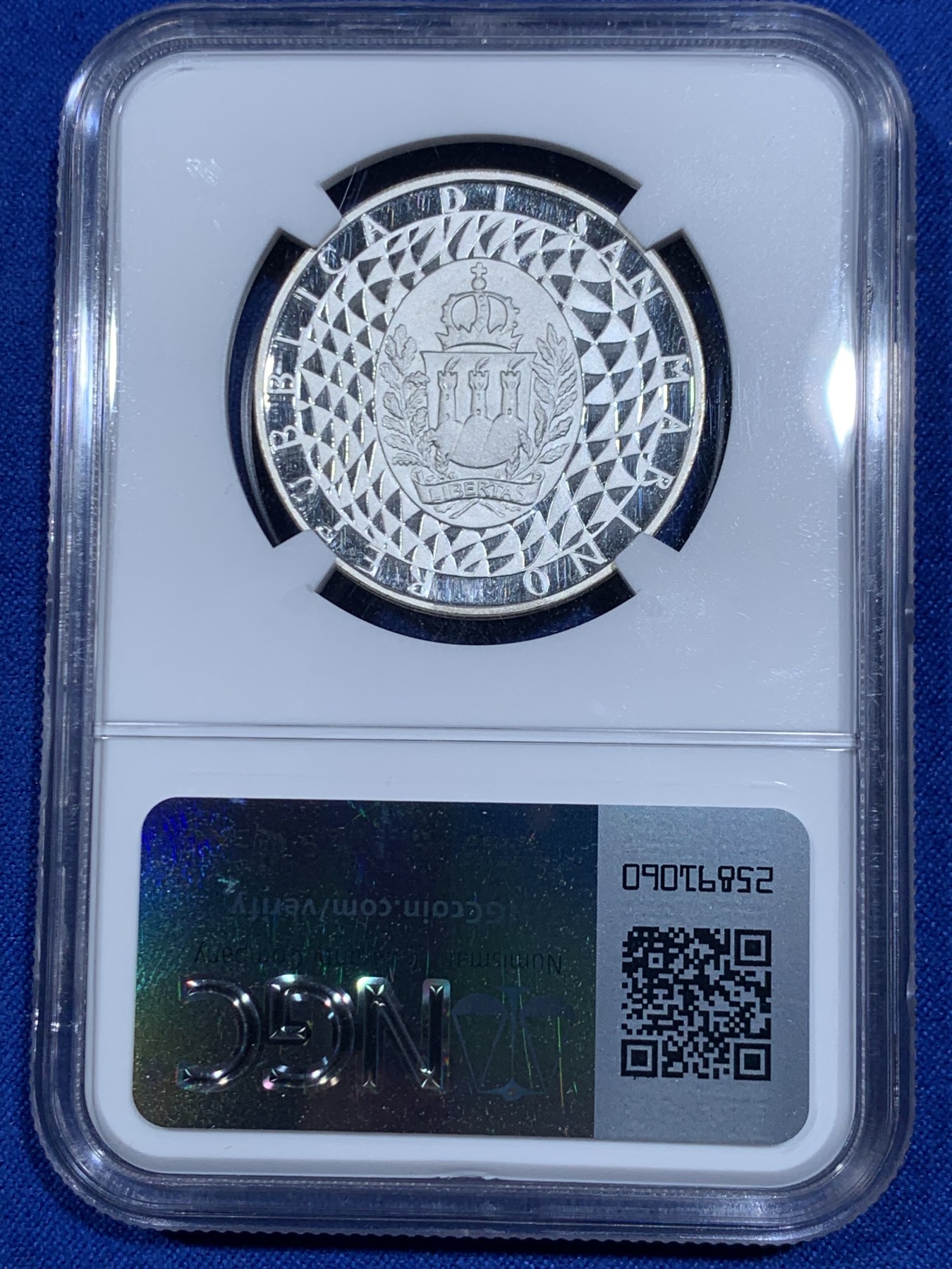 《竞宝斋》第263场-周日，周一 2场连拍 (全场包邮) NGC PF66UC 圣马力诺1990年世界杯纪念1000里拉银币 难忘的意大利之夏 米兰的模特 盛夏的意大利 1990经典世界杯