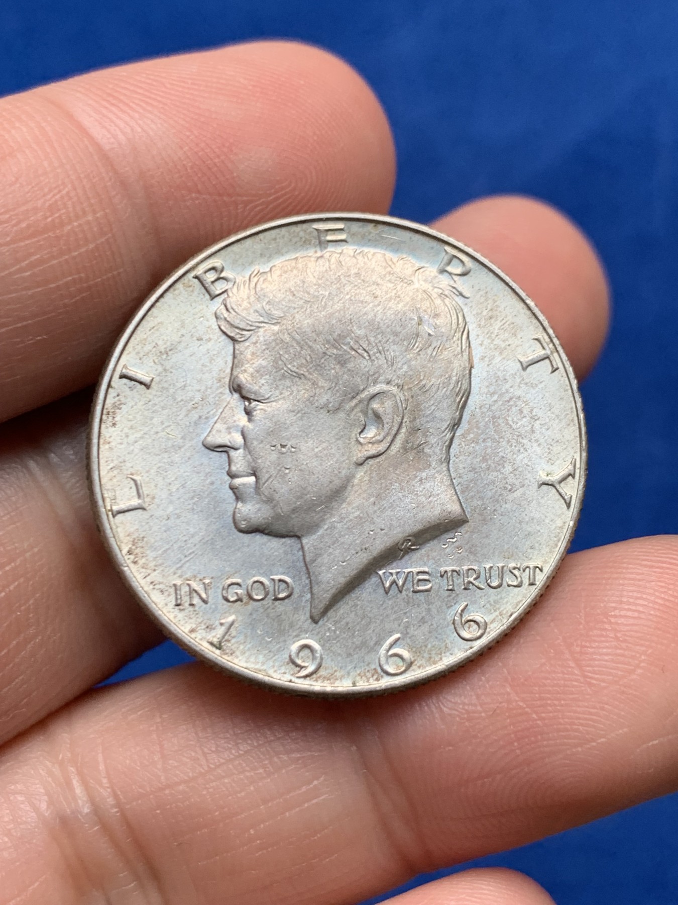 《竞宝斋》第263场-周日，周一 2场连拍 (全场包邮) 1966美国肯尼迪半圆银币