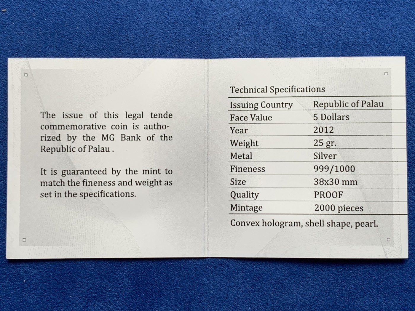 《竞宝斋》第263场-周日，周一 2场连拍 (全场包邮) 帕劳2012年发行玉蚌含珠系列2-鲍鱼壳全息幻彩镶黑珍珠银币 25克 38mm 999银 礼盒装 限量发行2000枚 裸币市价1200+