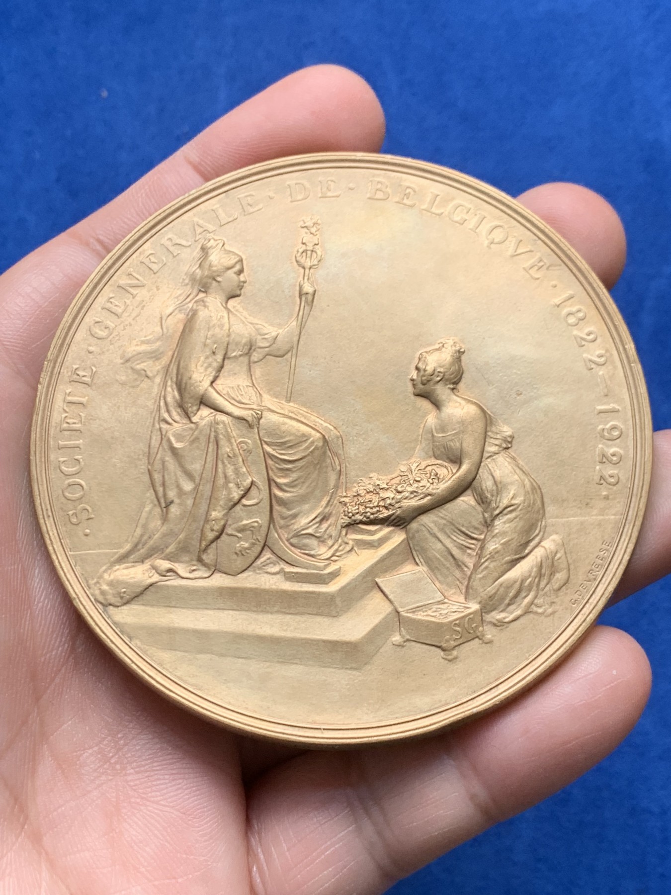 《竞宝斋》第263场-周日，周一 2场连拍 (全场包邮) 法国 1922年 兴业银行成立100周年纪念铜章 126.6克 75.3mm