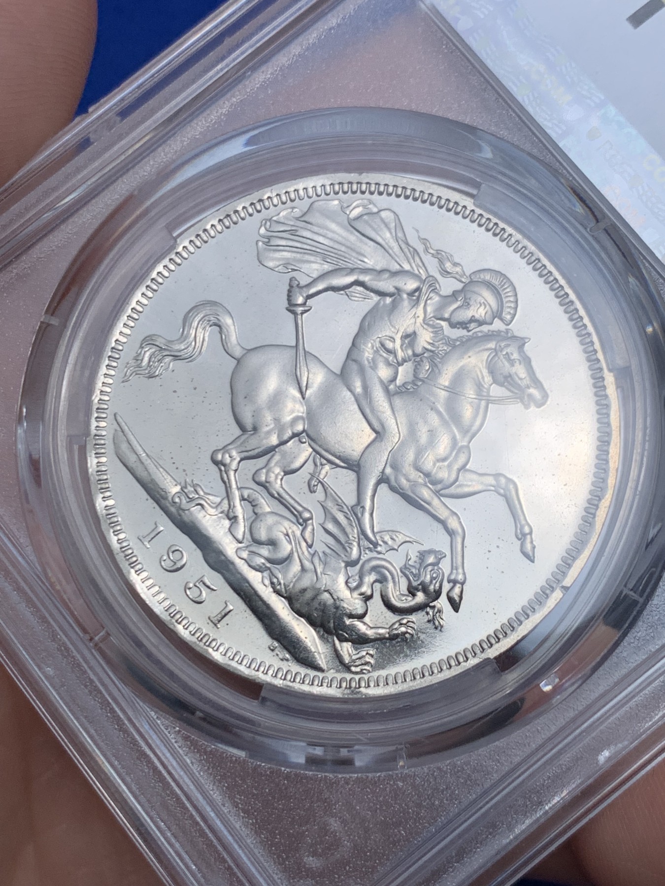 《竞宝斋》第263场-周日，周一 2场连拍 (全场包邮) PCGS PL65 英国1951乔治六世镍马剑 此币P家高分不容易 能评上65的不多 经典马剑的雄风尽在大英