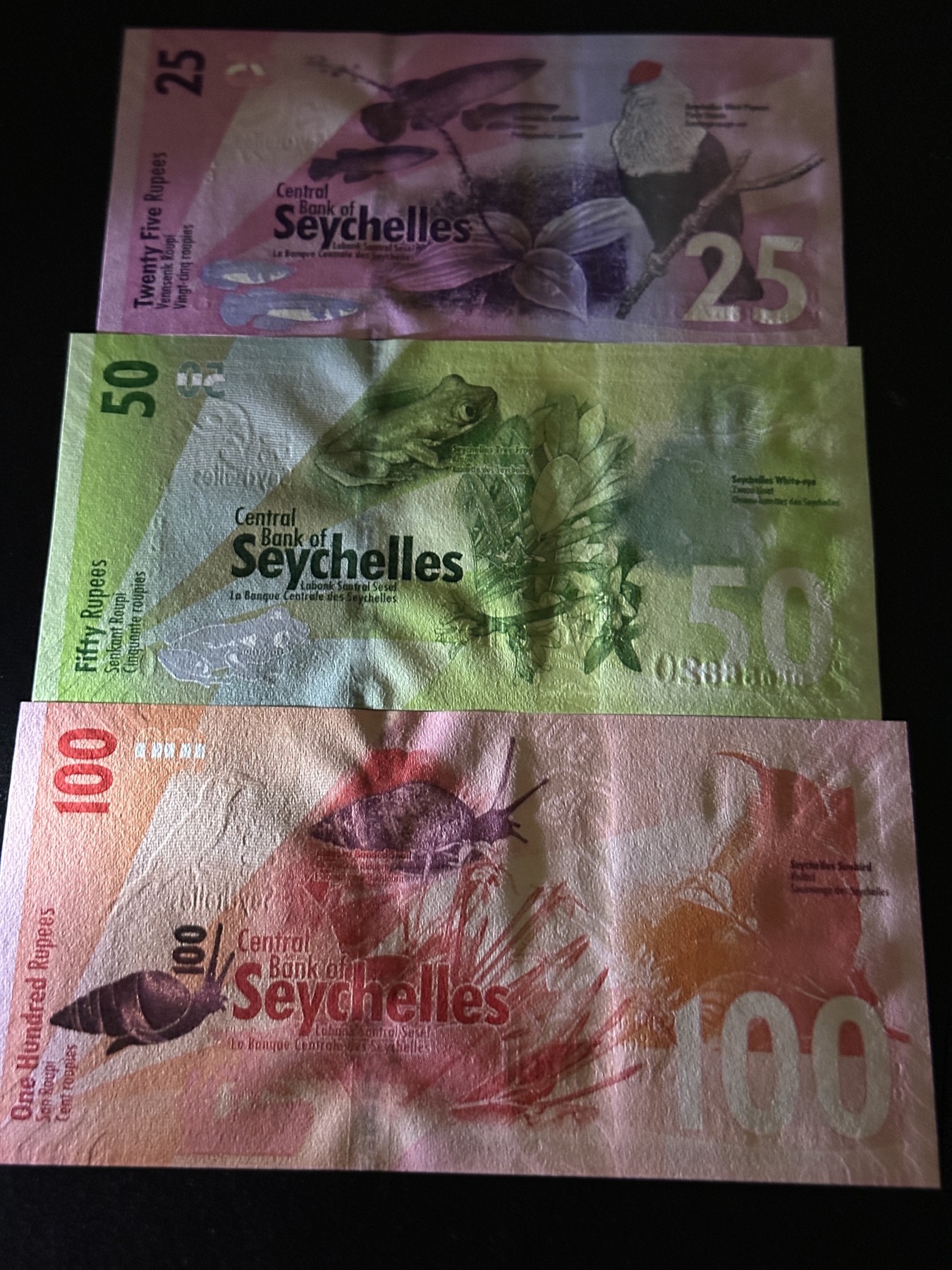 《外钞收藏家》第三百六十五期（连拍第二场） 塞舌尔三张小面额 全新UNC