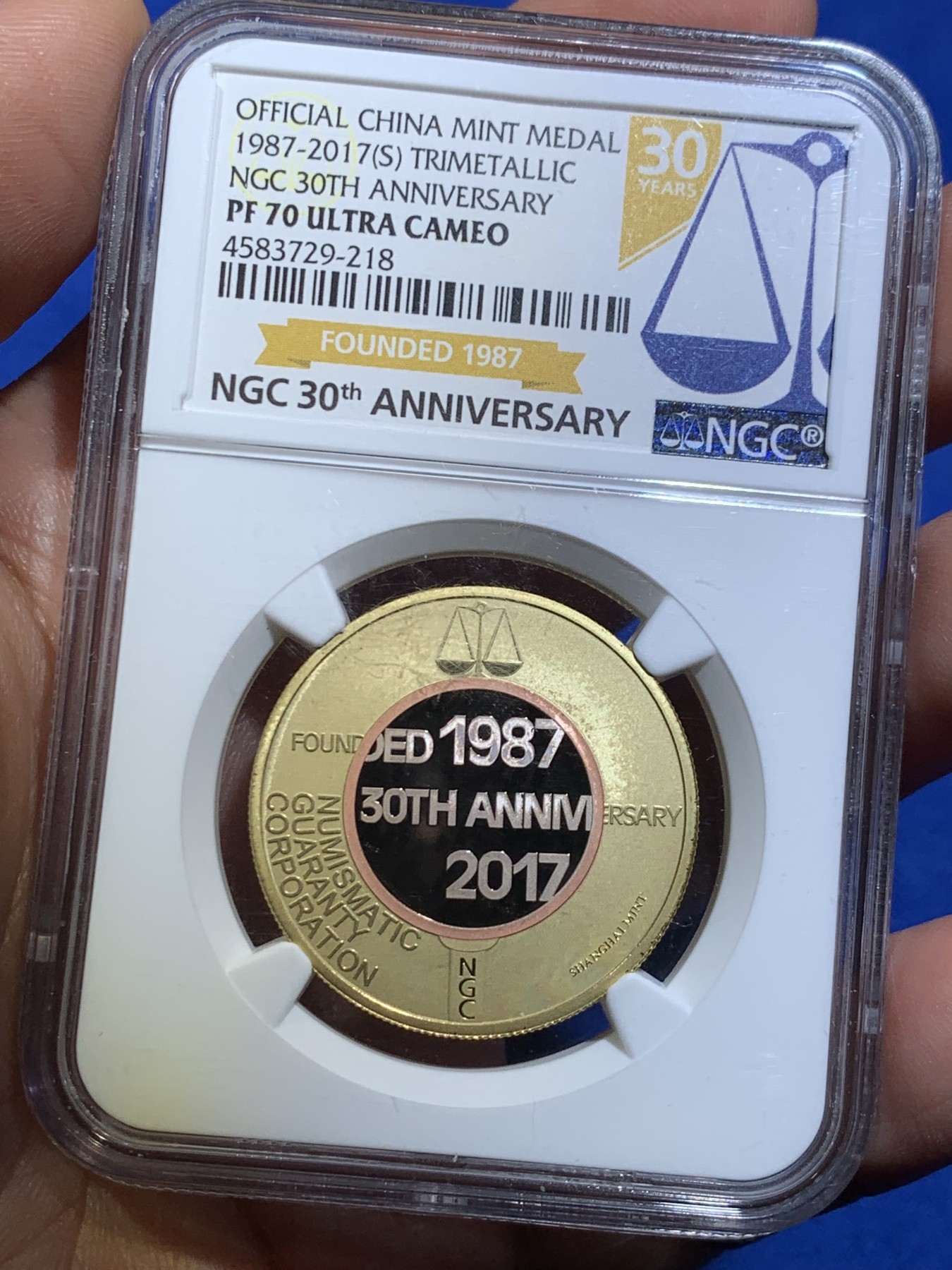 《竞宝斋》第263场-周日，周一 2场连拍 (全场包邮) NGC PF70UC NGC中国30周年三金属纪念章，限量3000枚，背面为上海、香港、慕尼黑、佛罗里达萨拉索塔4个城市景观