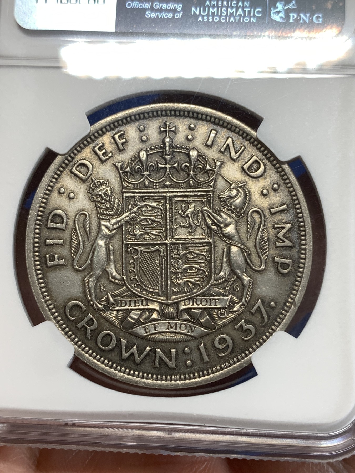 《竞宝斋》第263场-周日，周一 2场连拍 (全场包邮) NGC MS62 英国 1937年 乔治六世登基纪念克朗大银币 英系经典品种，光度很好，比木马剑少一个量级。