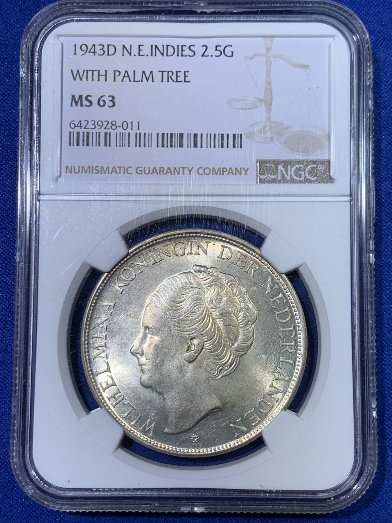 《竞宝斋》第263场-周日，周一 2场连拍 (全场包邮) NGC MS63 荷属东印度 1943年D 威廉明娜女王 2.5盾 底板干净 水汪圈光 经典殖民地品种