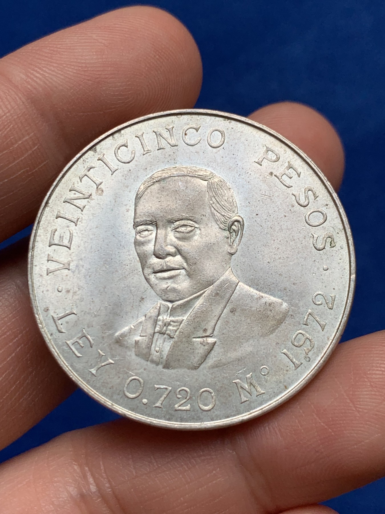 《竞宝斋》第263场-周日，周一 2场连拍 (全场包邮) 1972墨西哥25比索银币 22.38克 720银 2百万枚