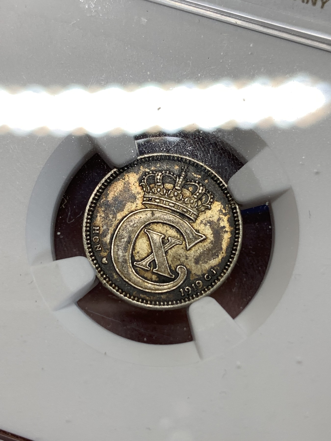 《竞宝斋》第263场-周日，周一 2场连拍 (全场包邮) NGC AUD 丹麦1919年25欧尔银币 五彩包浆