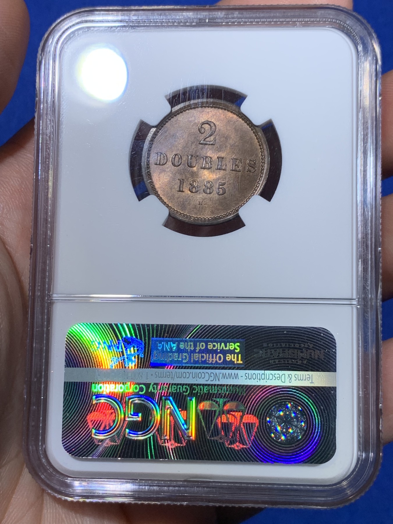 《竞宝斋》第263场-周日，周一 2场连拍 (全场包邮) NGC MS66RB 根西顿1885年3叶雄狮版2道布 极高分铜币