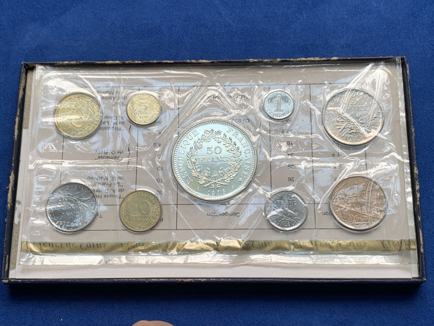 《竞宝斋》第263场-周日，周一 2场连拍 (全场包邮) 法国 1975年 九枚套 大力神50法郎套币 造币厂封装 状态一流