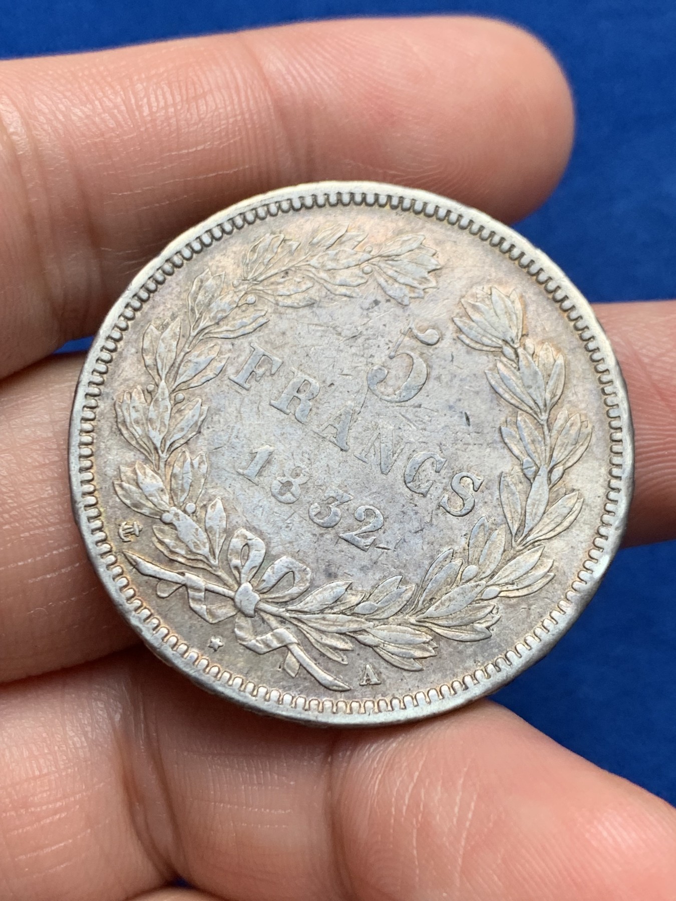 《竞宝斋》第263场-周日，周一 2场连拍 (全场包邮) 法国 1832年 5法郎 菲利普一世 大银币