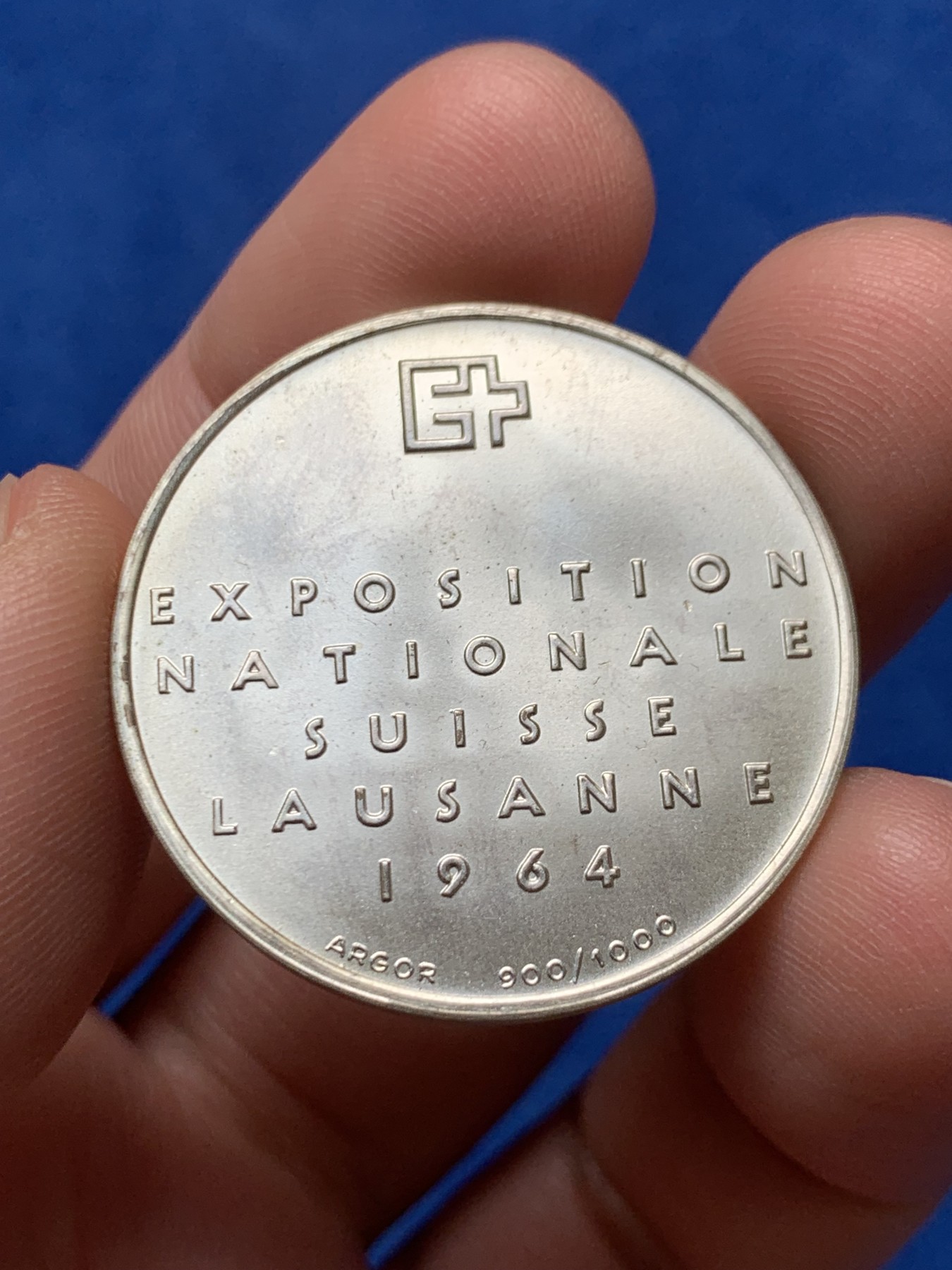 《竞宝斋》第263场-周日，周一 2场连拍 (全场包邮) 瑞士1964洛桑展览会纪念银章 900银 14.9克