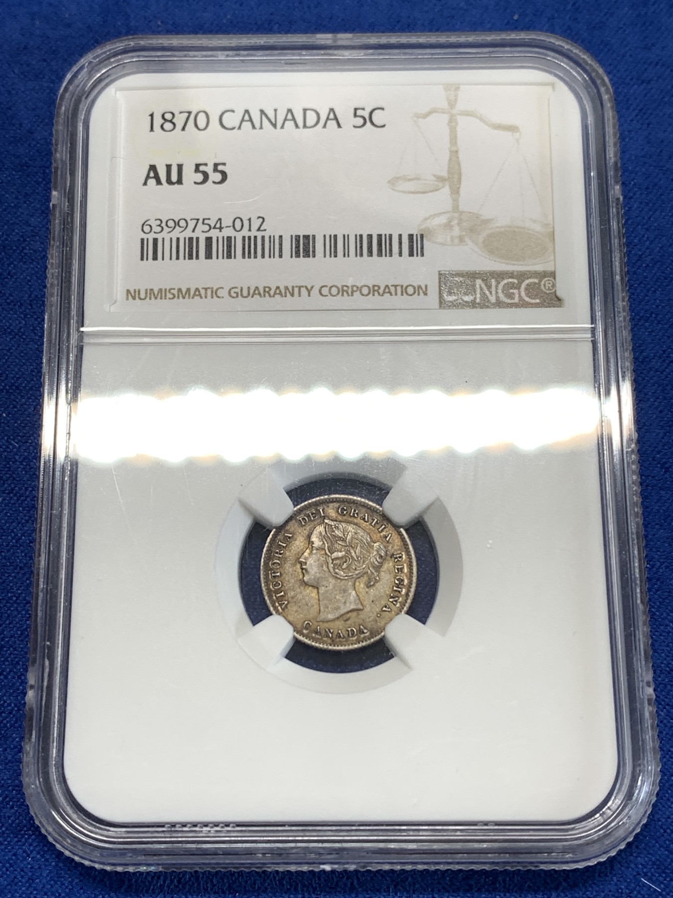 《竞宝斋》第263场-周日，周一 2场连拍 (全场包邮) NGC AU55 加拿大1870年小维5分银币，925银，独特的小维年轻头像。早期的加拿大小维出分都难得，60分书价250美元，更高分仅有3枚。