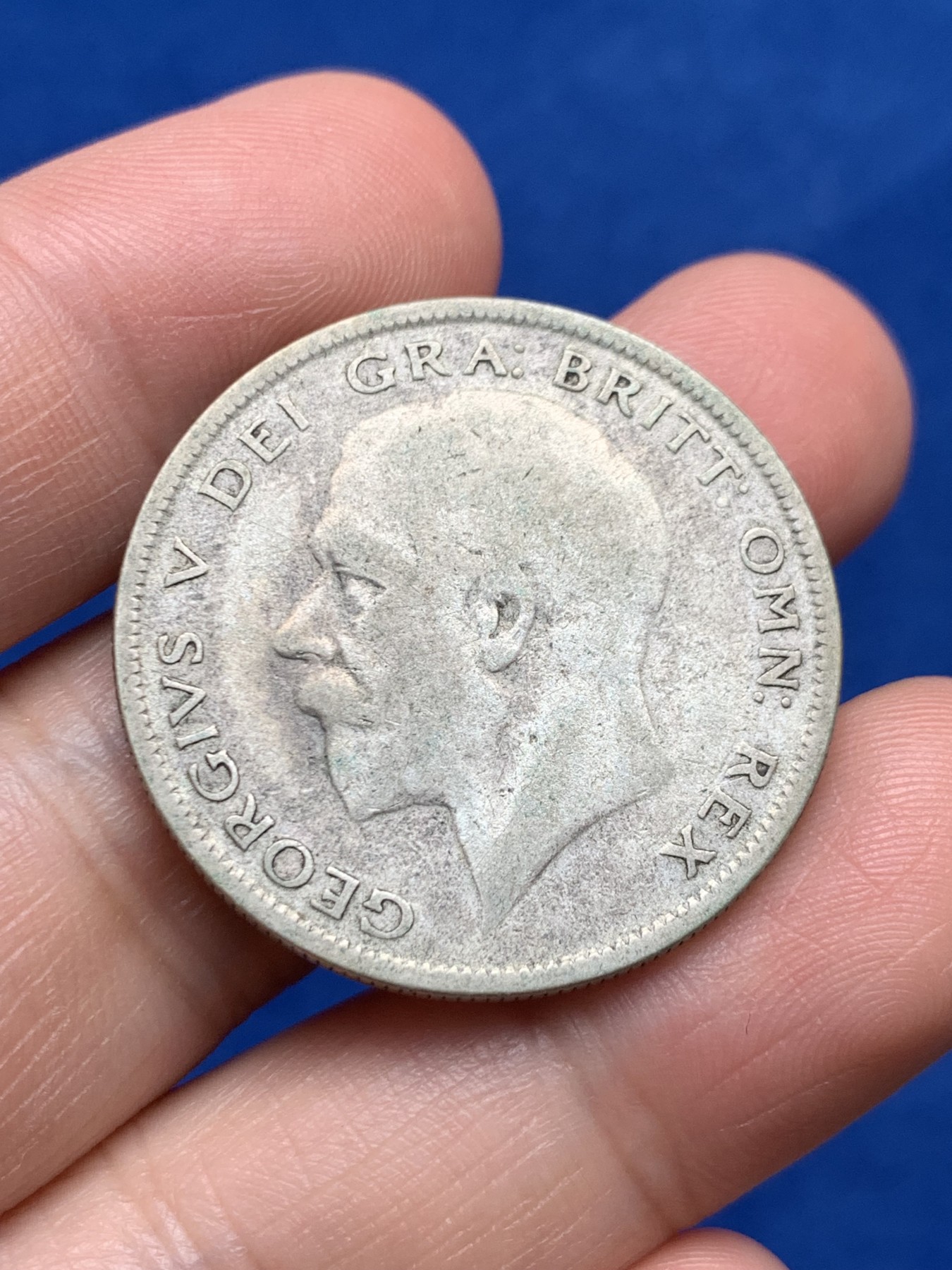 《竞宝斋》第263场-周日，周一 2场连拍 (全场包邮) 1928英国乔治五世1/2克朗银币 14.14克 500银