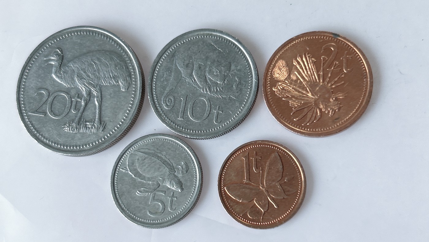 第一海外回流一元起拍收藏 散币专场 第85期 巴布亚新几内亚硬币 5枚套